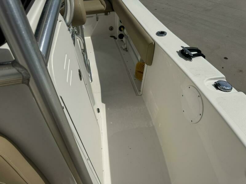 21ft NauticStar Yacht For Sale