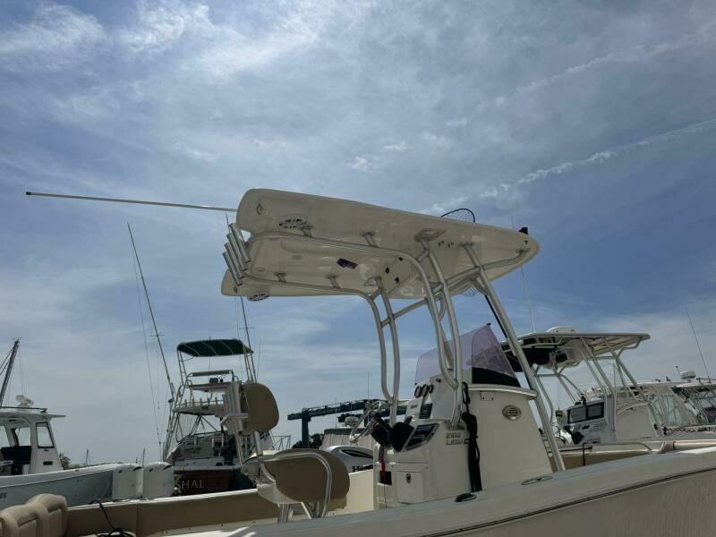 21ft NauticStar Yacht For Sale