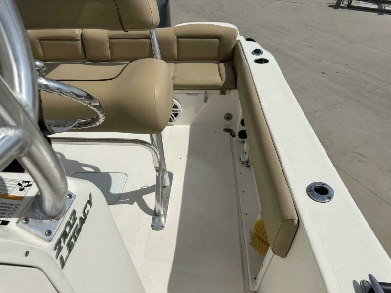 21ft NauticStar Yacht For Sale