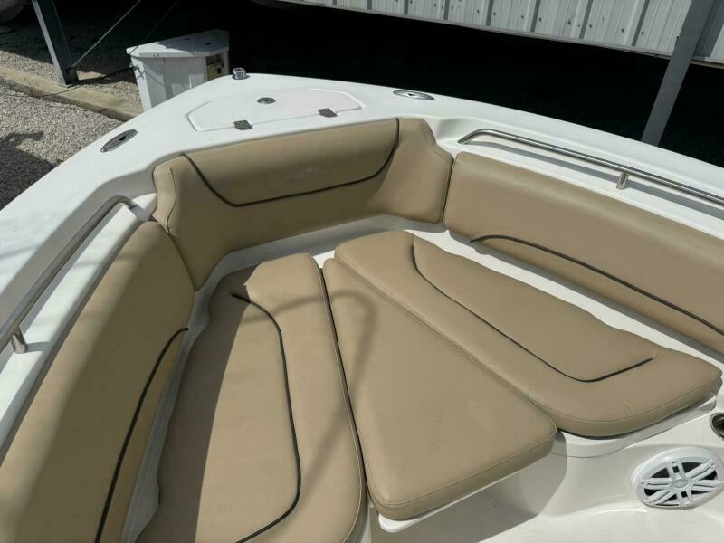 21ft NauticStar Yacht For Sale