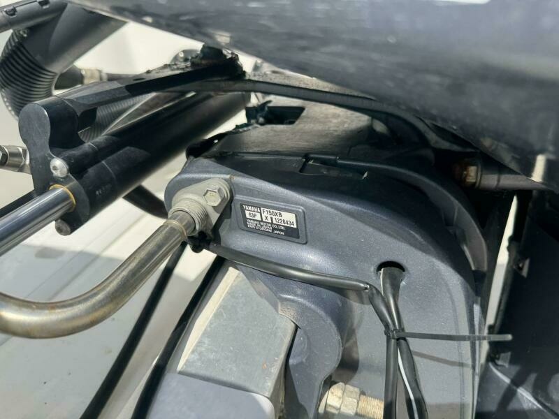 21ft NauticStar Yacht For Sale