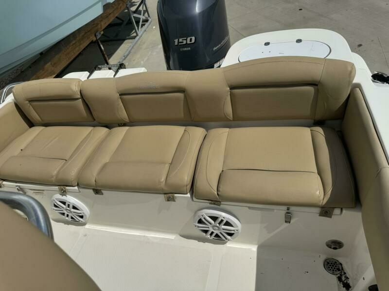 21ft NauticStar Yacht For Sale