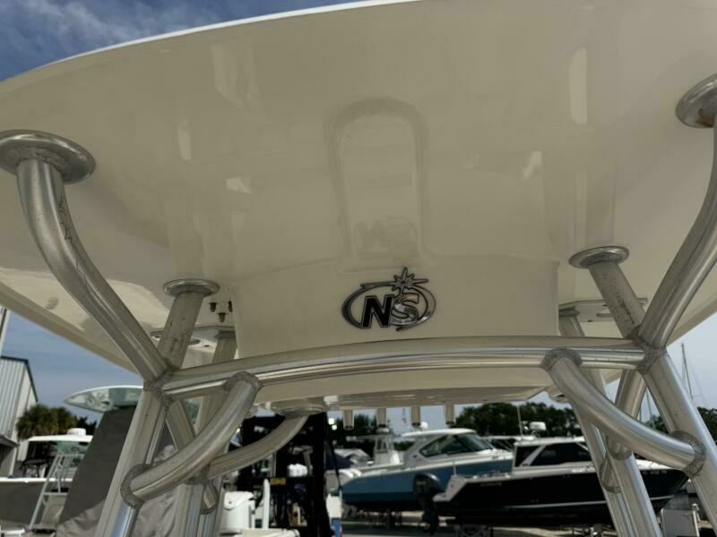 21ft NauticStar Yacht For Sale