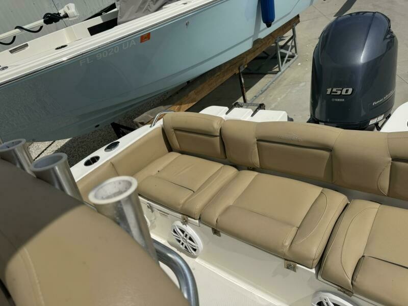 21ft NauticStar Yacht For Sale