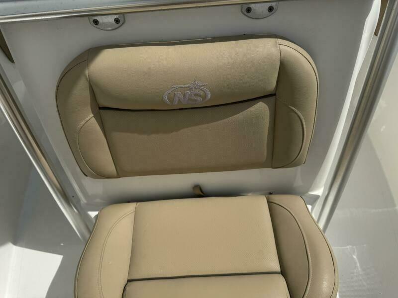 21ft NauticStar Yacht For Sale