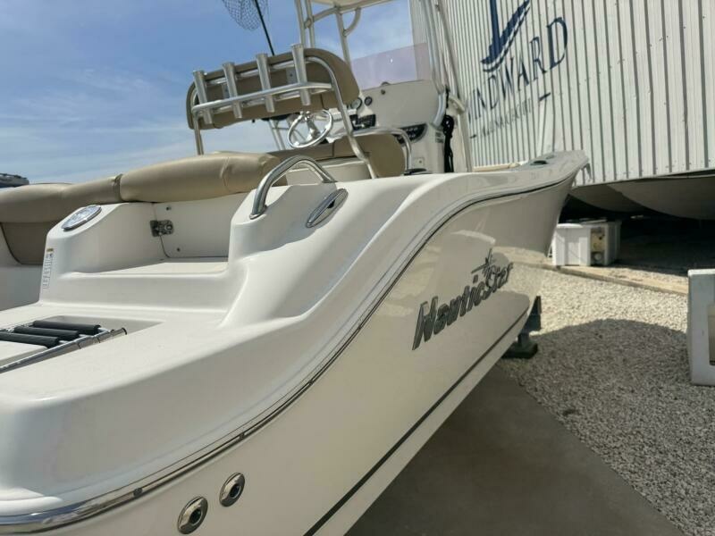 21ft NauticStar Yacht For Sale