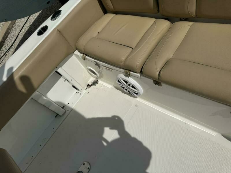 21ft NauticStar Yacht For Sale