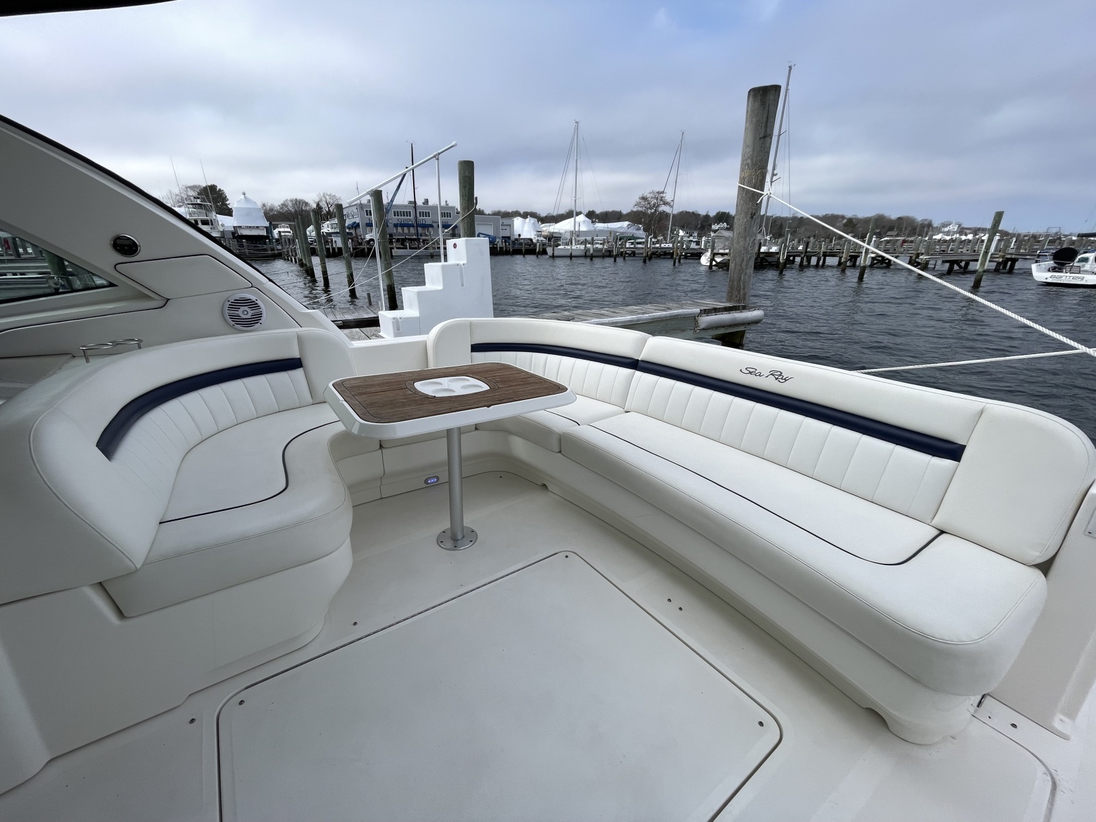 2009 Sea Ray 480 Sundancer