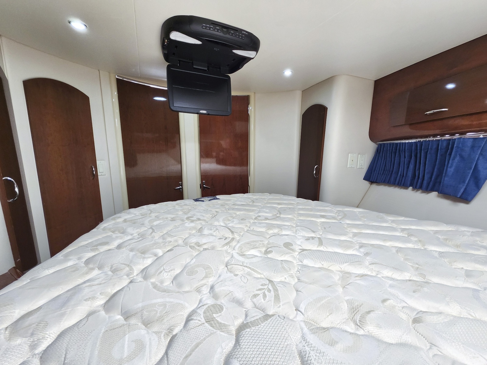 40' 2007 Carver 36 Mariner