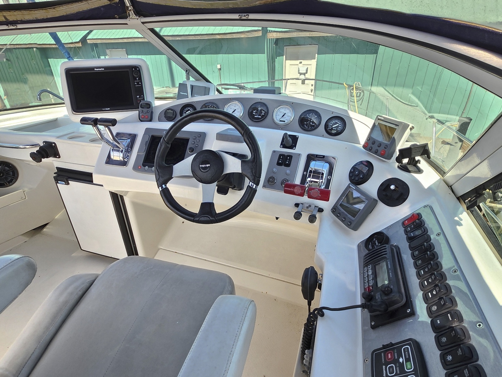 40' 2007 Carver 36 Mariner