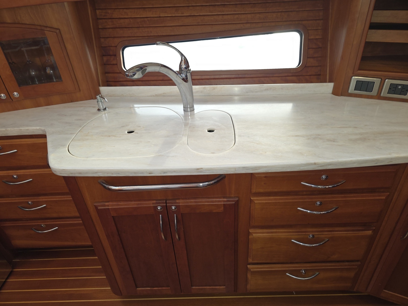 48ft Sabre Yacht For Sale