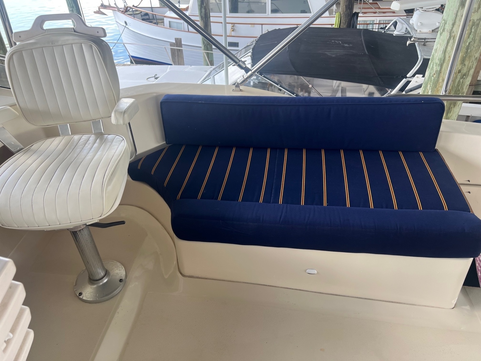 34ft Mainship Yacht For Sale