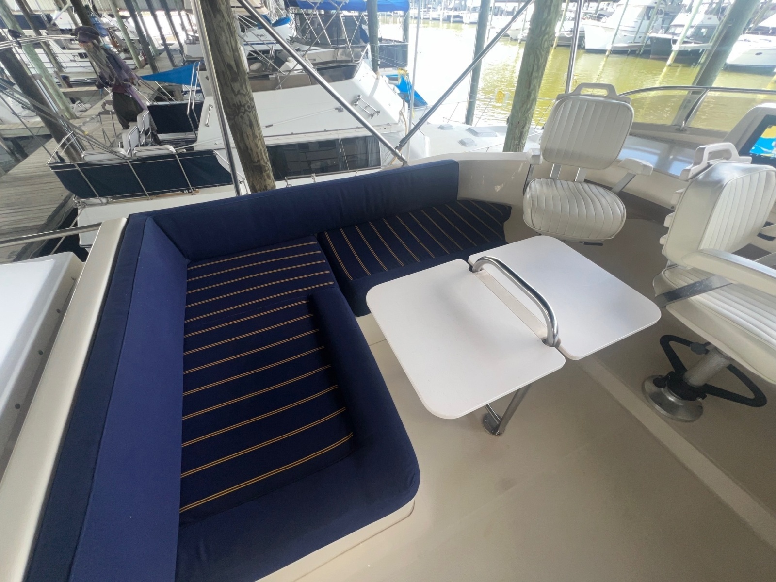 34ft Mainship Yacht For Sale