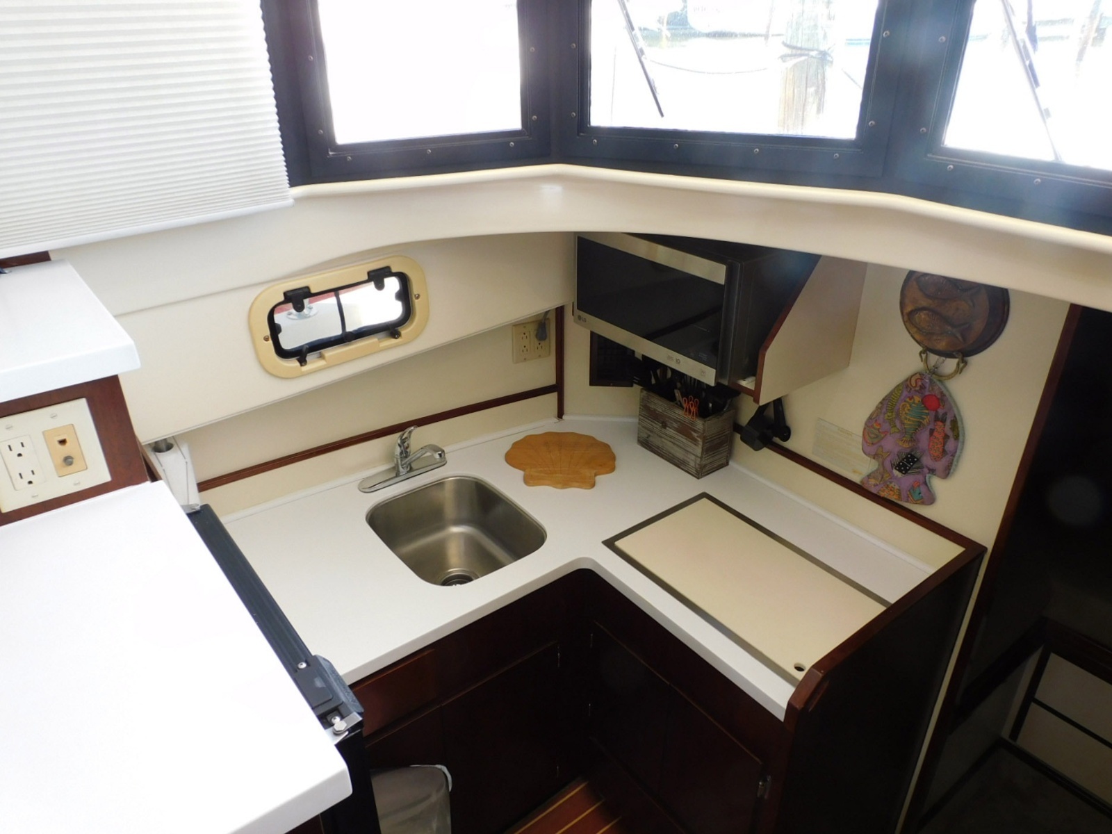 No Reel Hurry 31ft Camano Yacht For Sale