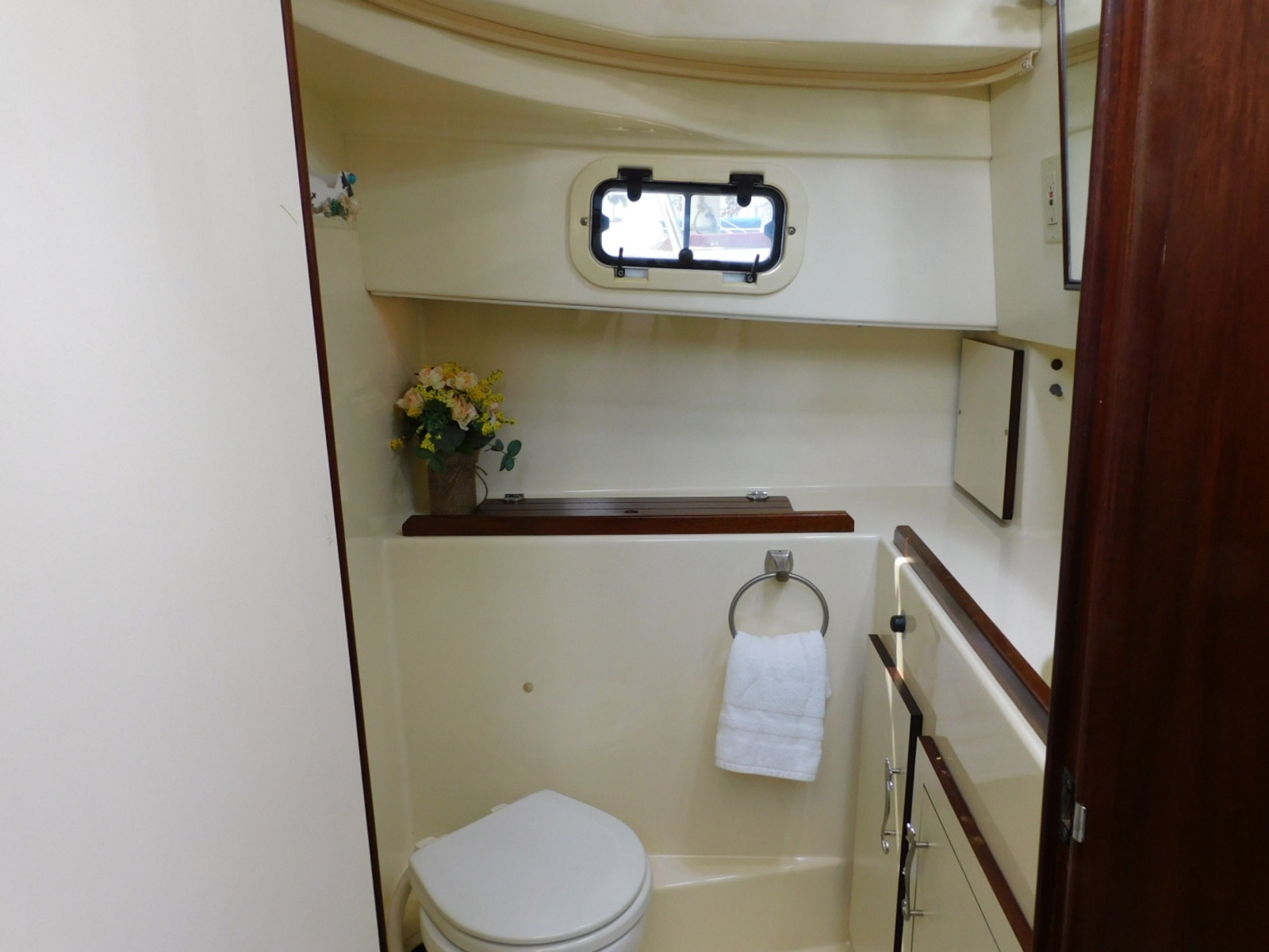 No Reel Hurry 31ft Camano Yacht For Sale