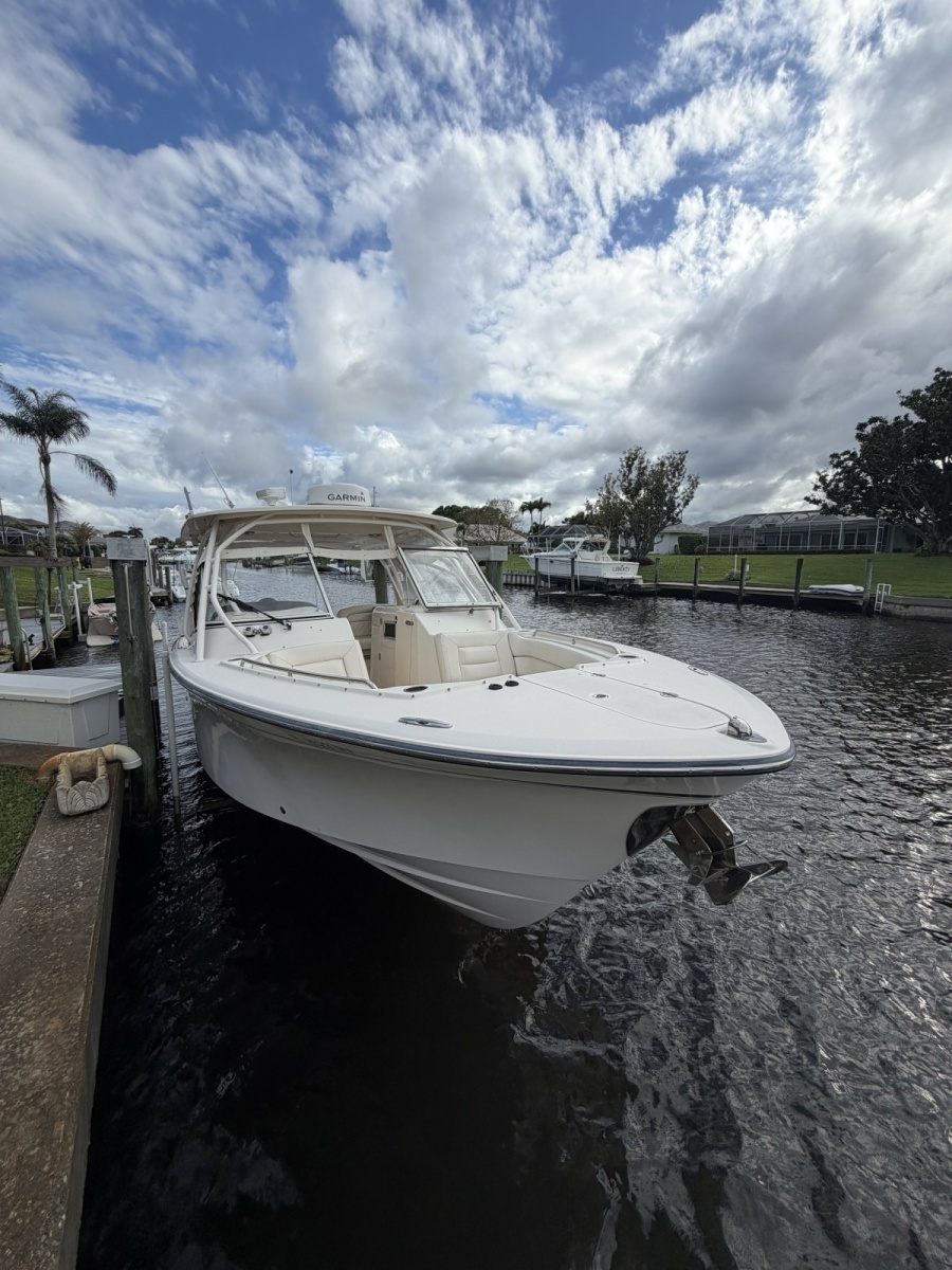 30ft Grady White Yacht For Sale