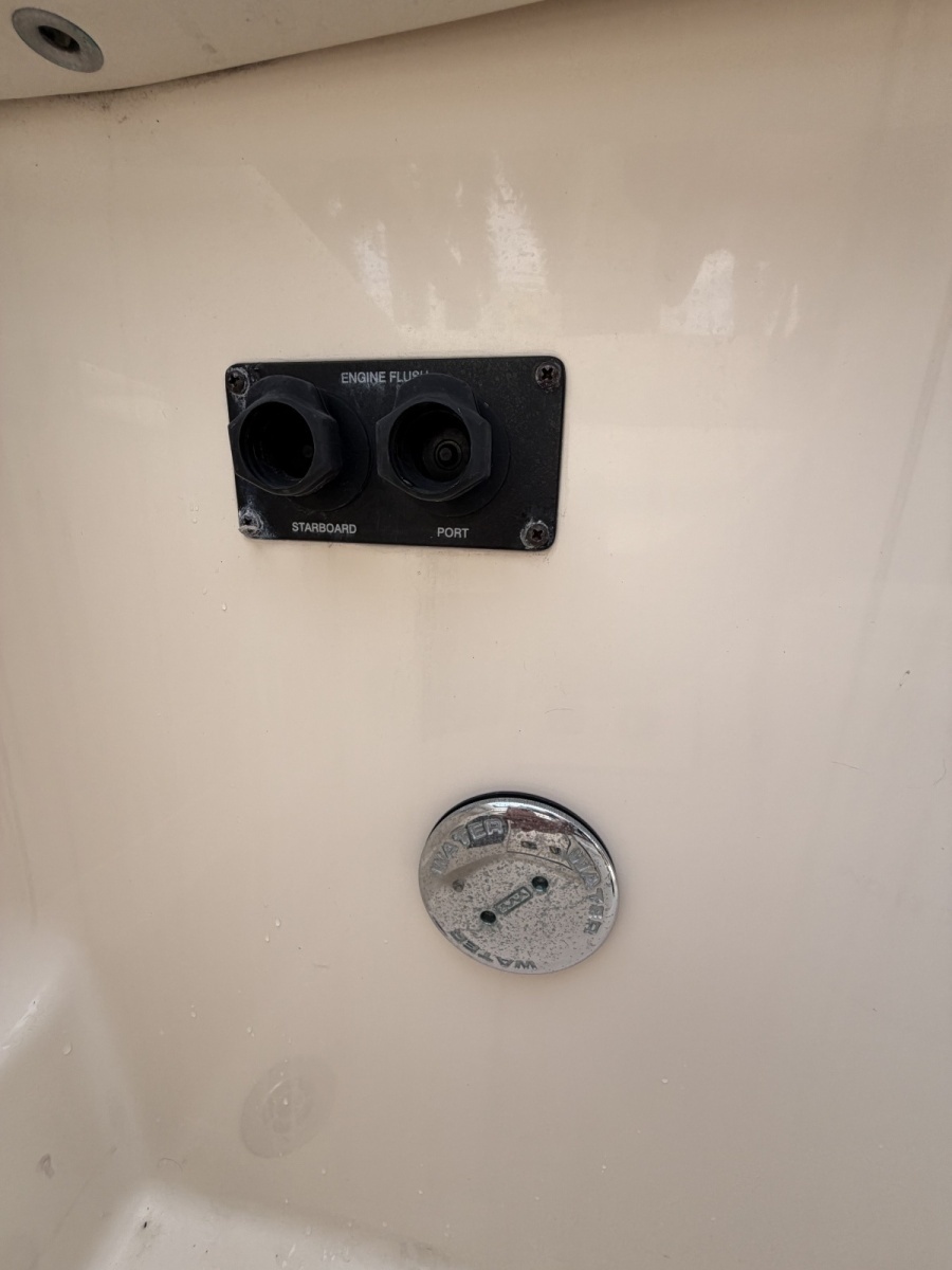 30ft Grady White Yacht For Sale