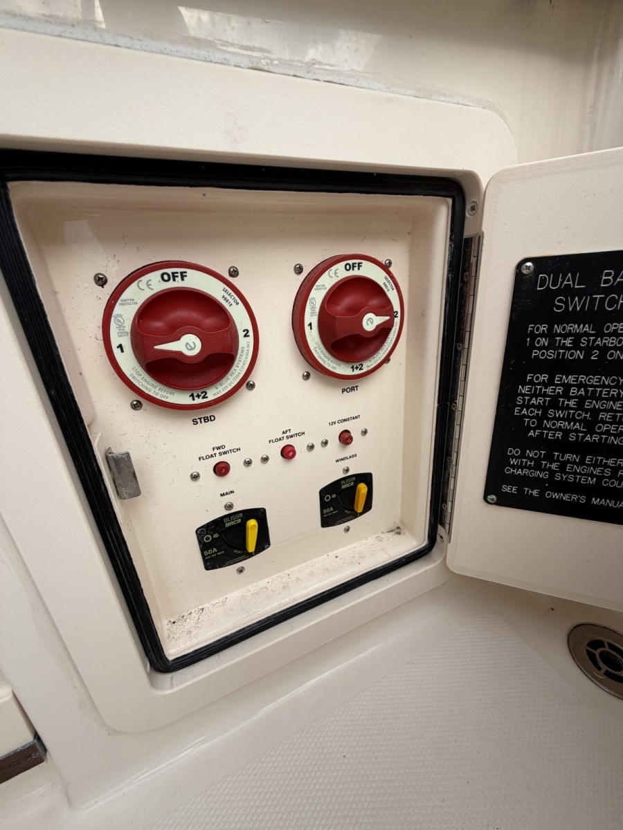 30ft Grady White Yacht For Sale