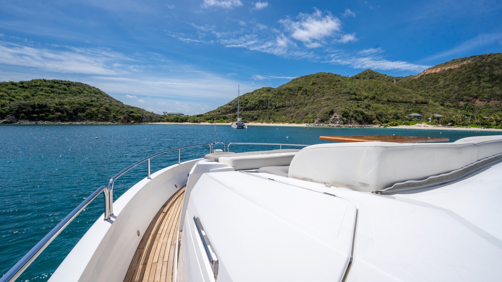2017 Sunseeker 86 Yacht photo 85