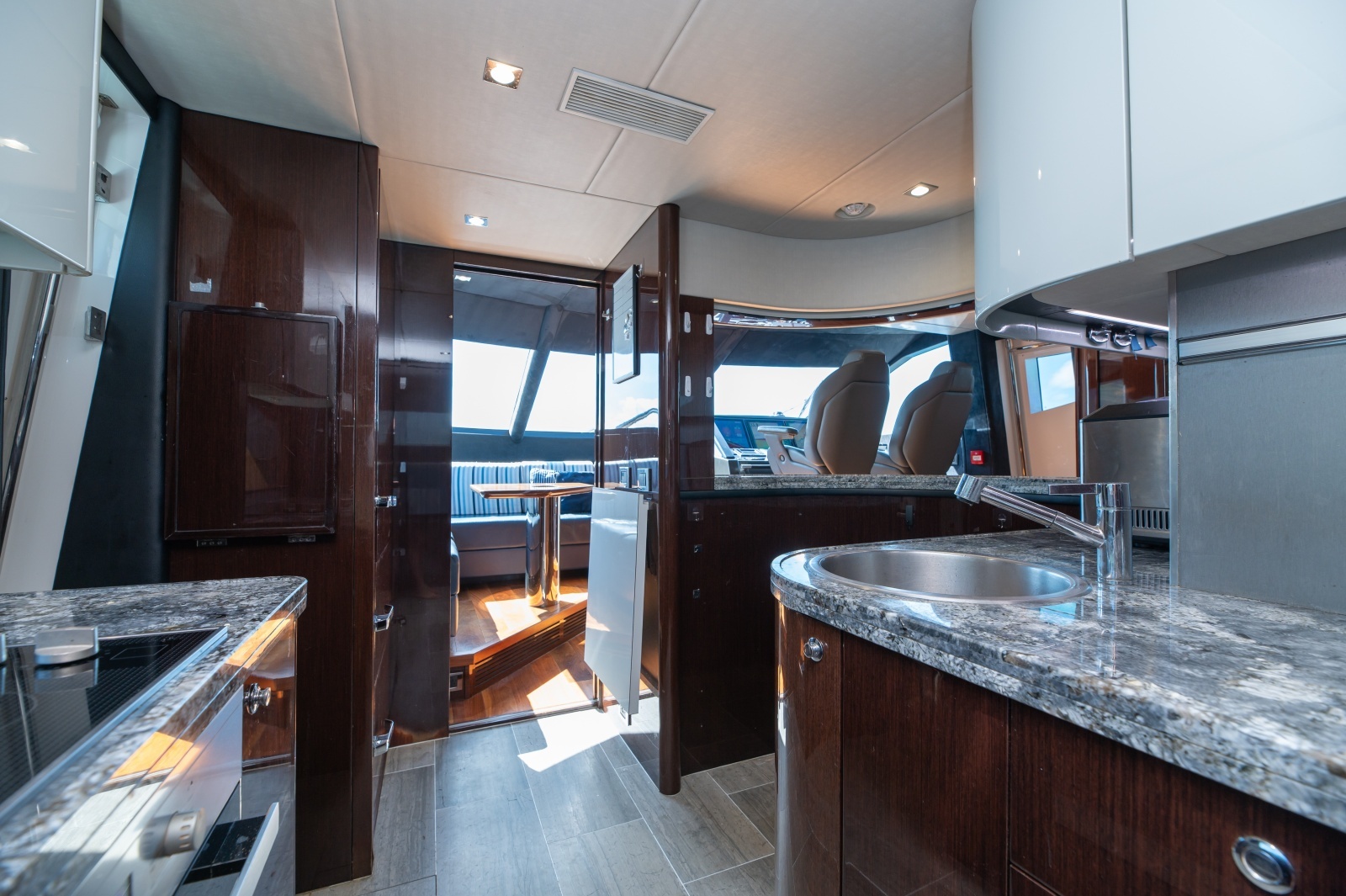 Synergy 86ft Sunseeker Yacht For Sale