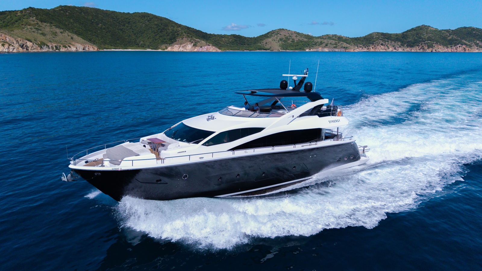 2017 Sunseeker 86 Yacht