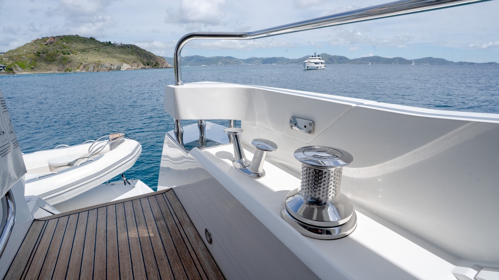 2017 Sunseeker 86 Yacht photo 22