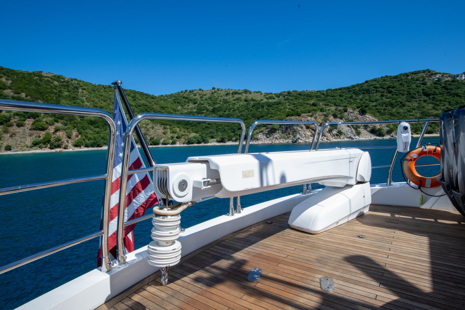 86' 2017 Sunseeker 86 Yacht