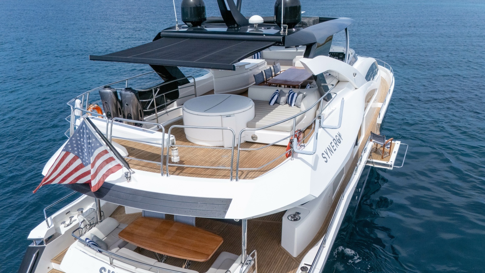 2017 Sunseeker 86 Yacht photo 11