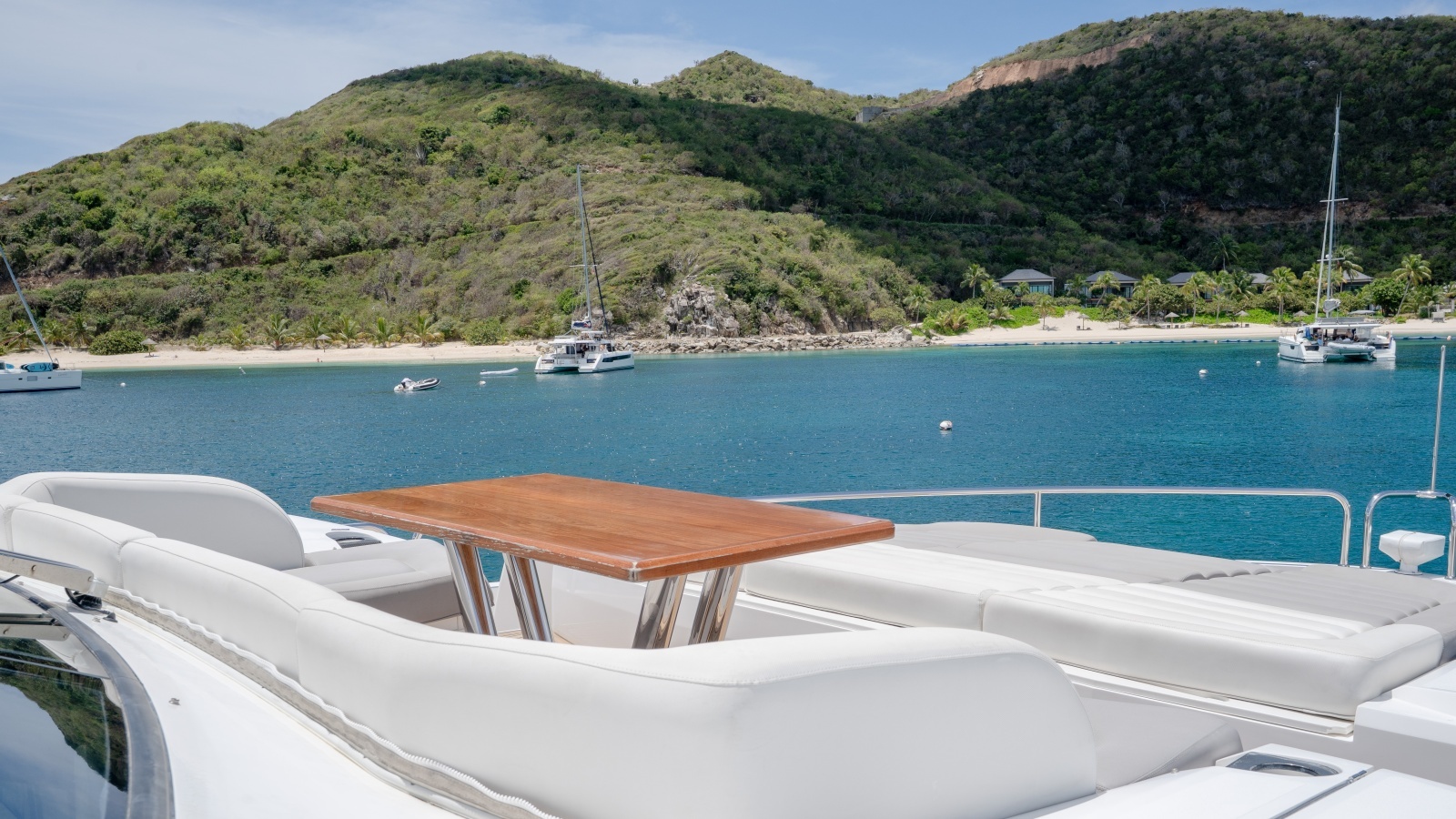 2017 Sunseeker 86 Yacht photo 91