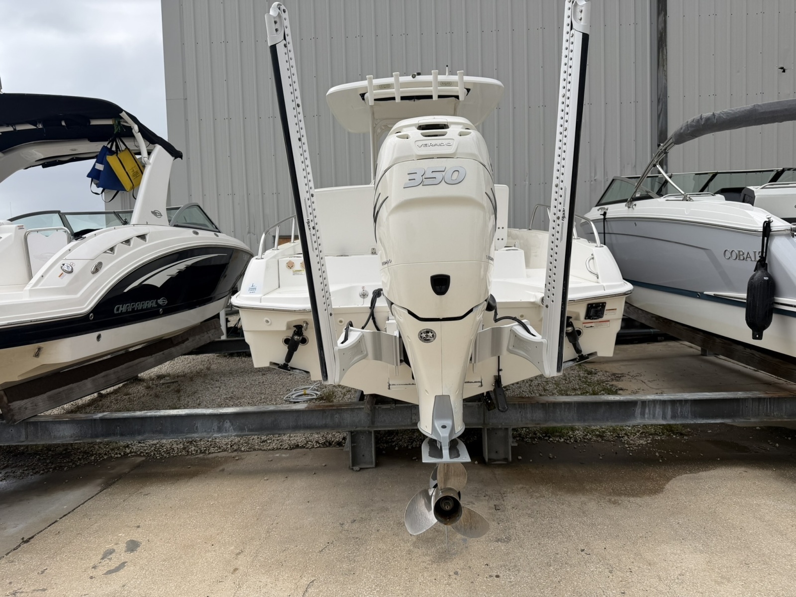 27ft Boston Whaler Yacht For Sale