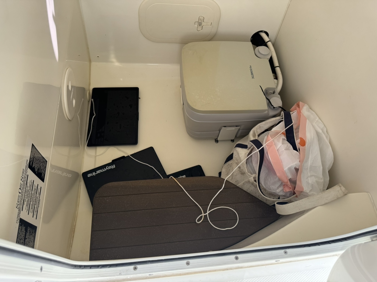 27ft Boston Whaler Yacht For Sale