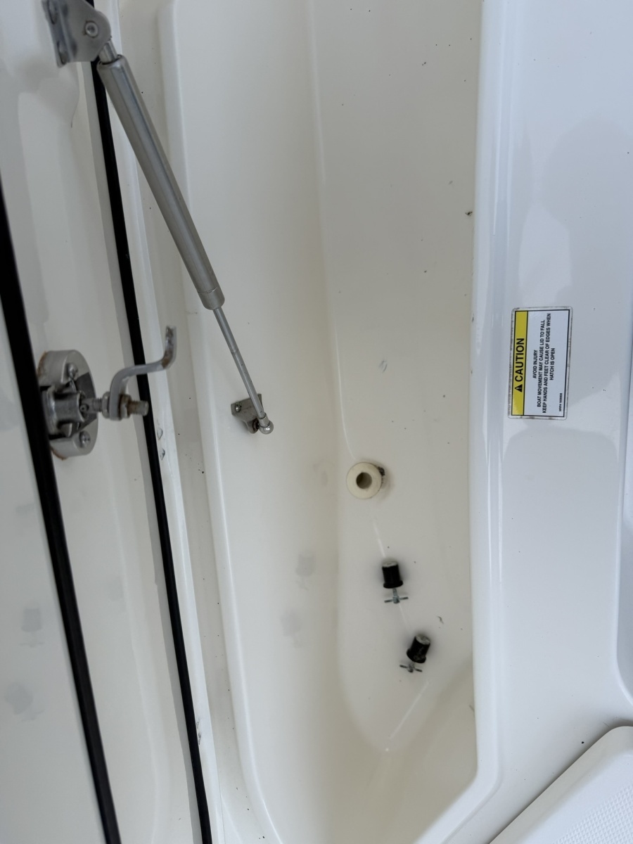 27ft Boston Whaler Yacht For Sale