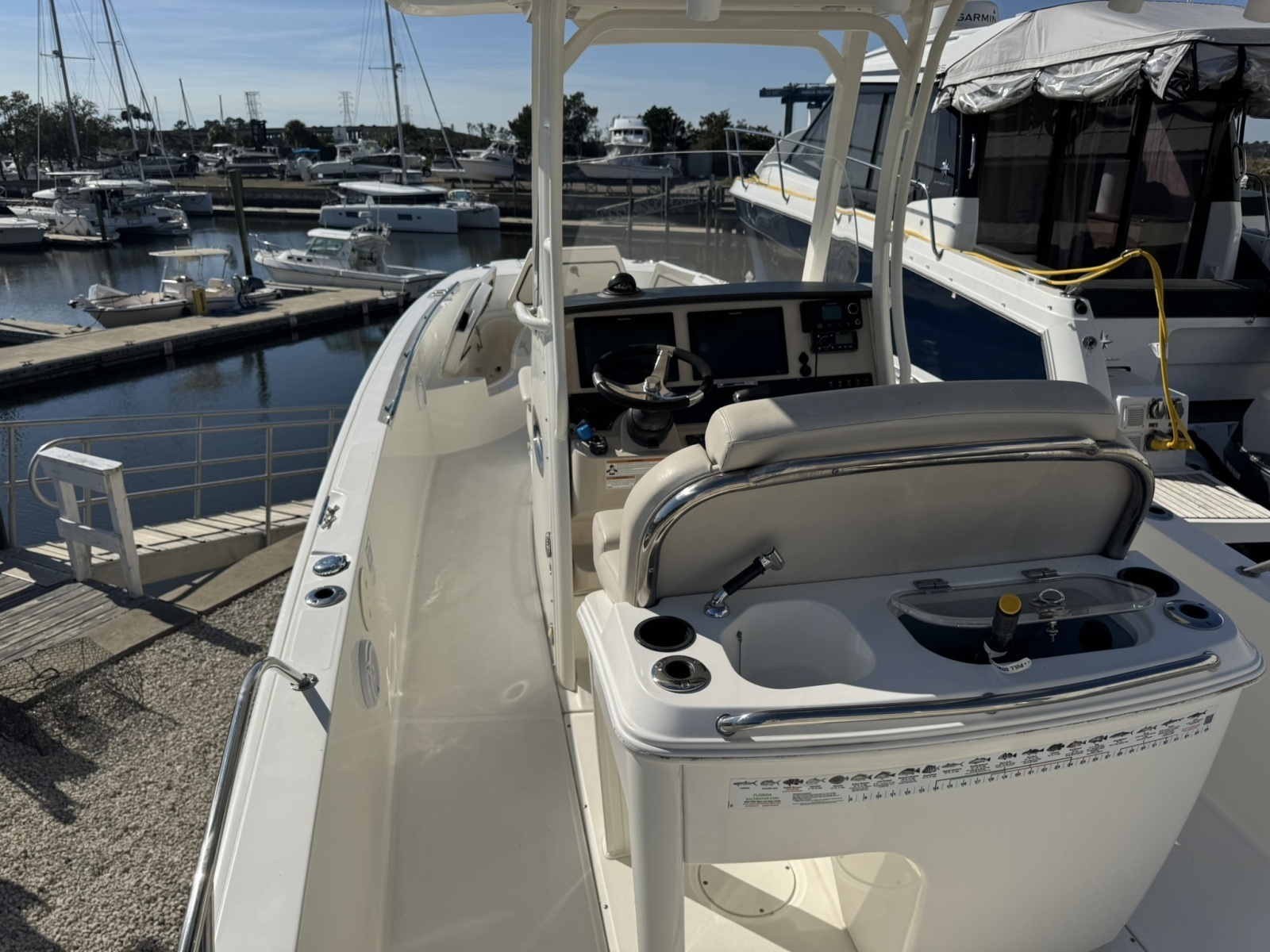27ft Boston Whaler Yacht For Sale