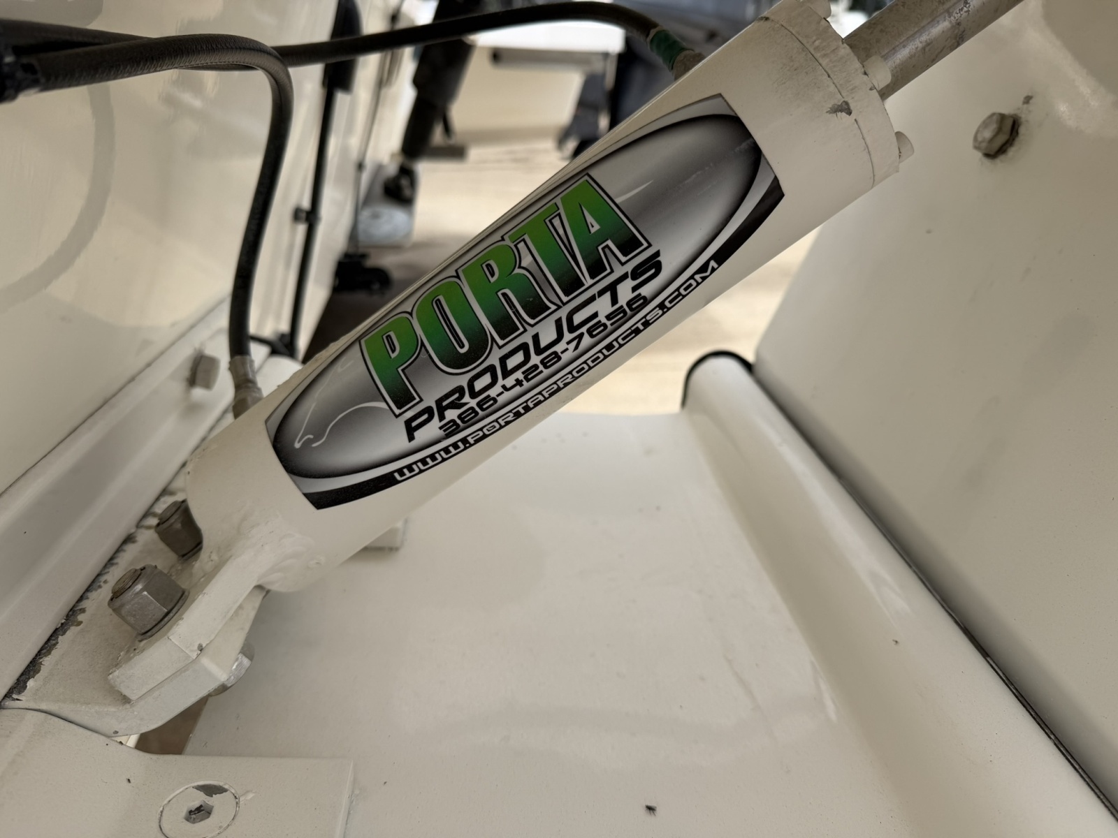 27ft Boston Whaler Yacht For Sale