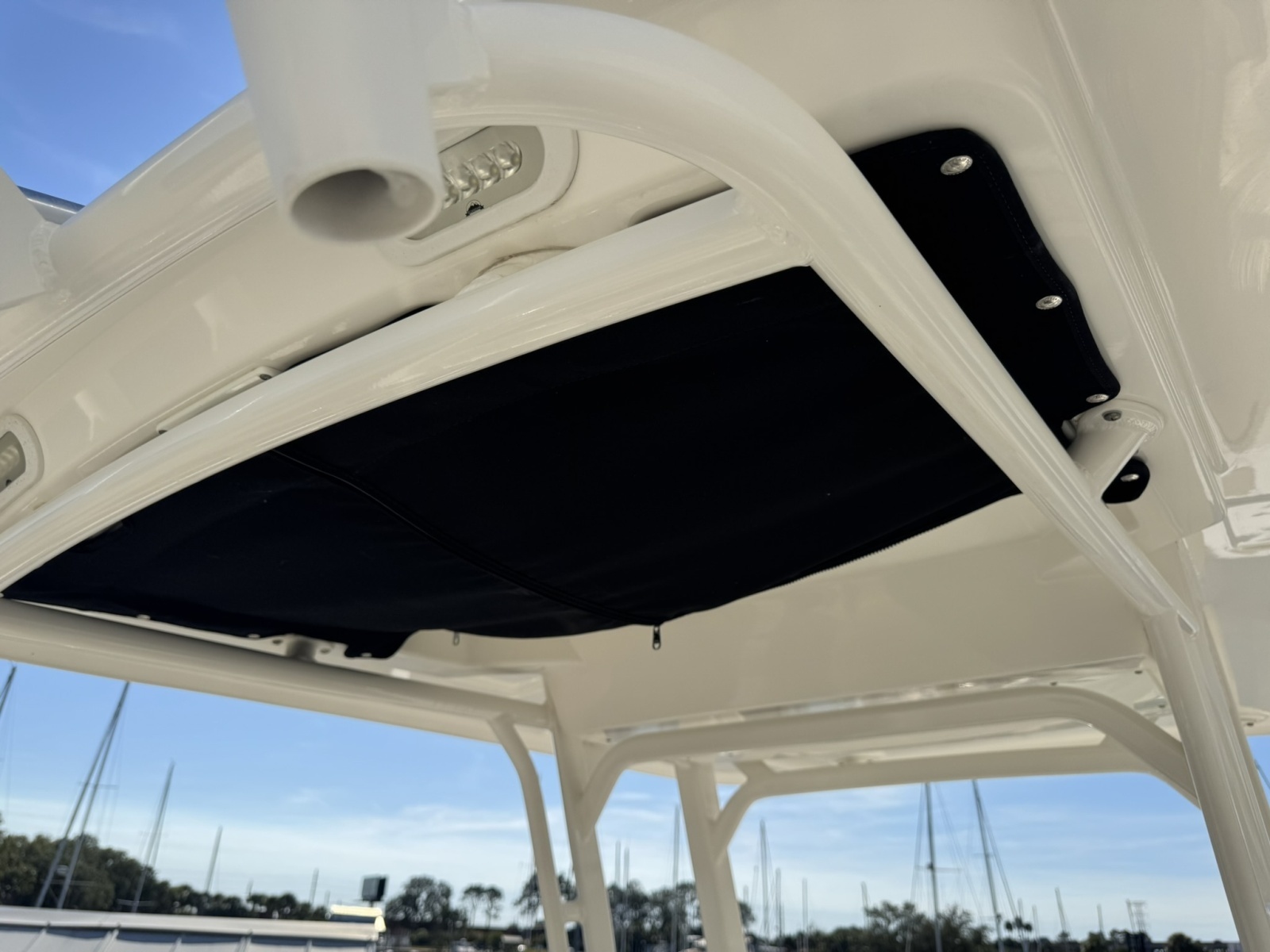 27ft Boston Whaler Yacht For Sale