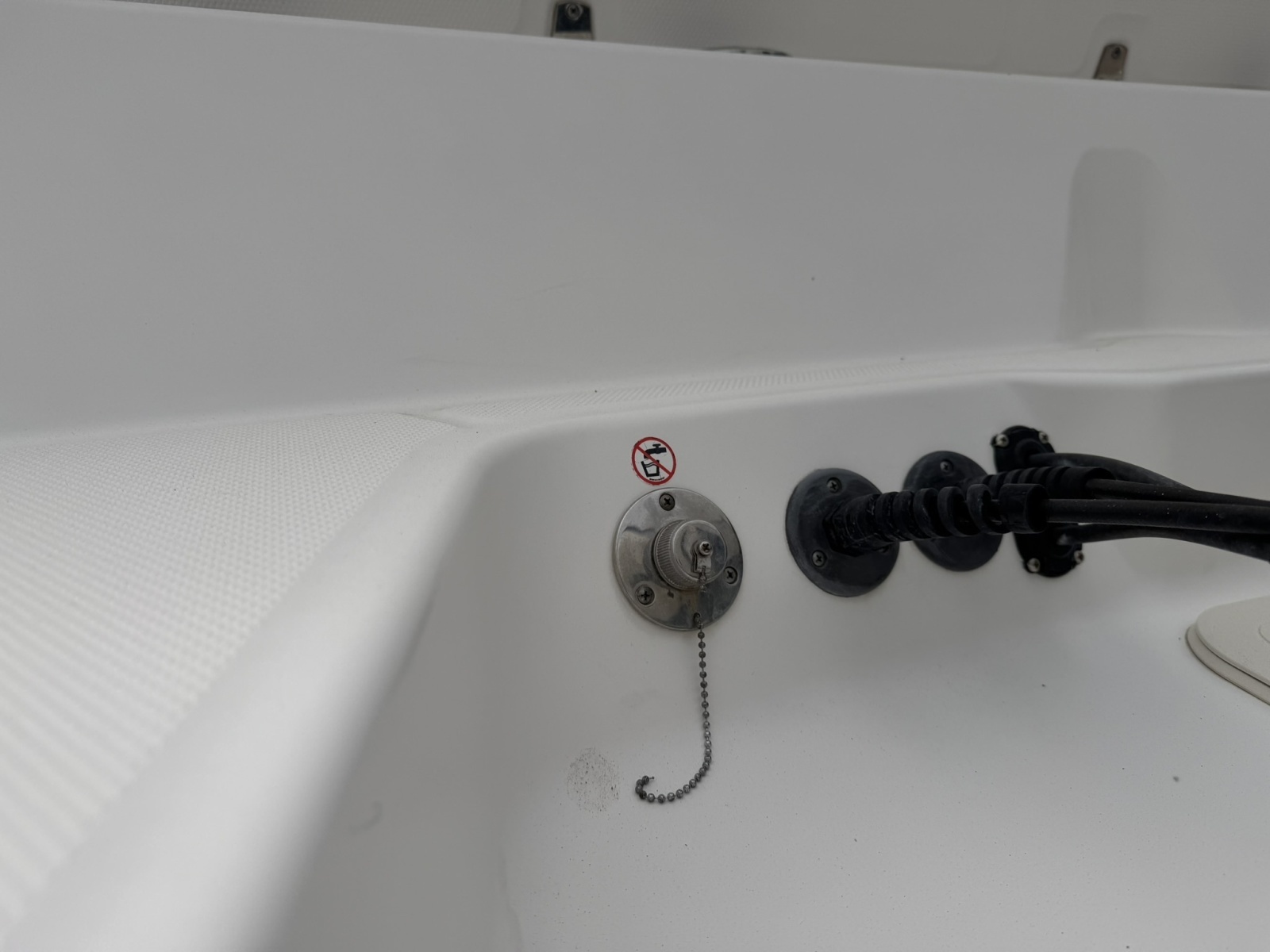 27ft Boston Whaler Yacht For Sale