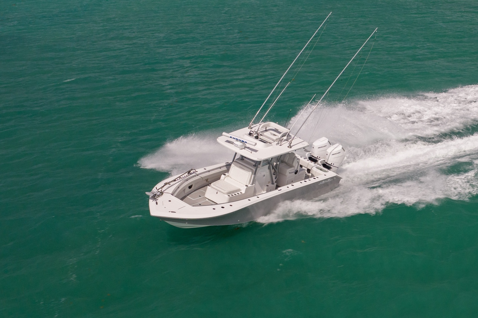 30ft SeaHunter Yacht For Sale