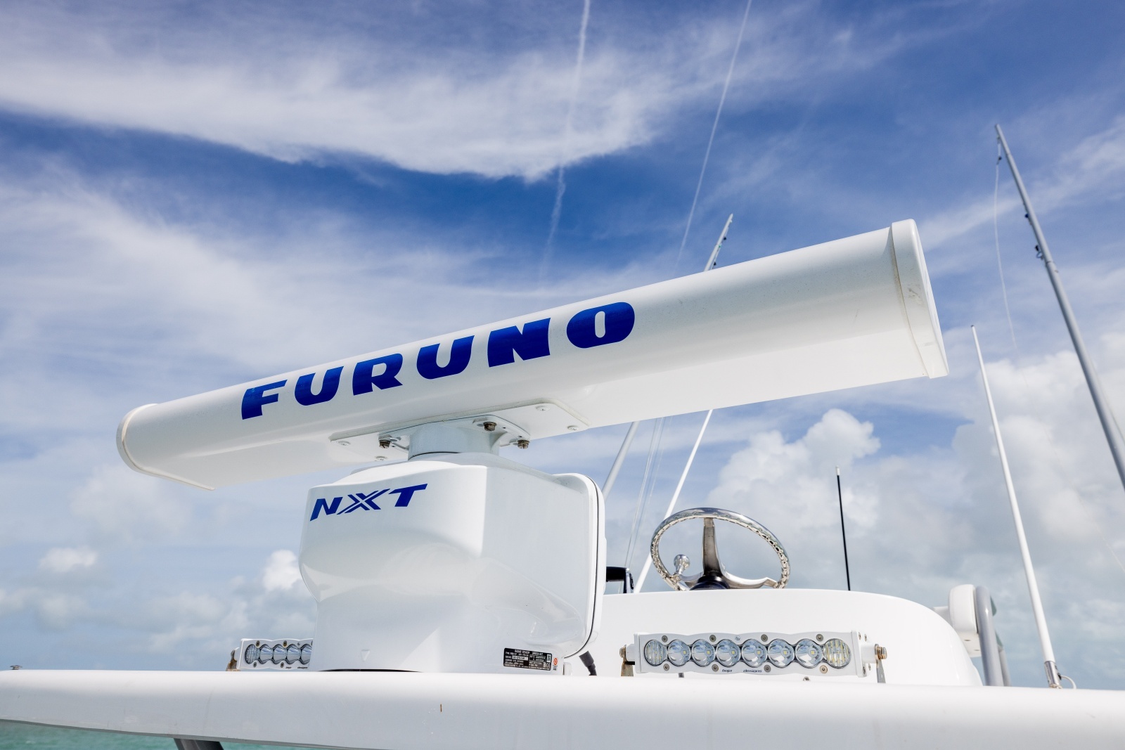 30ft SeaHunter Yacht For Sale