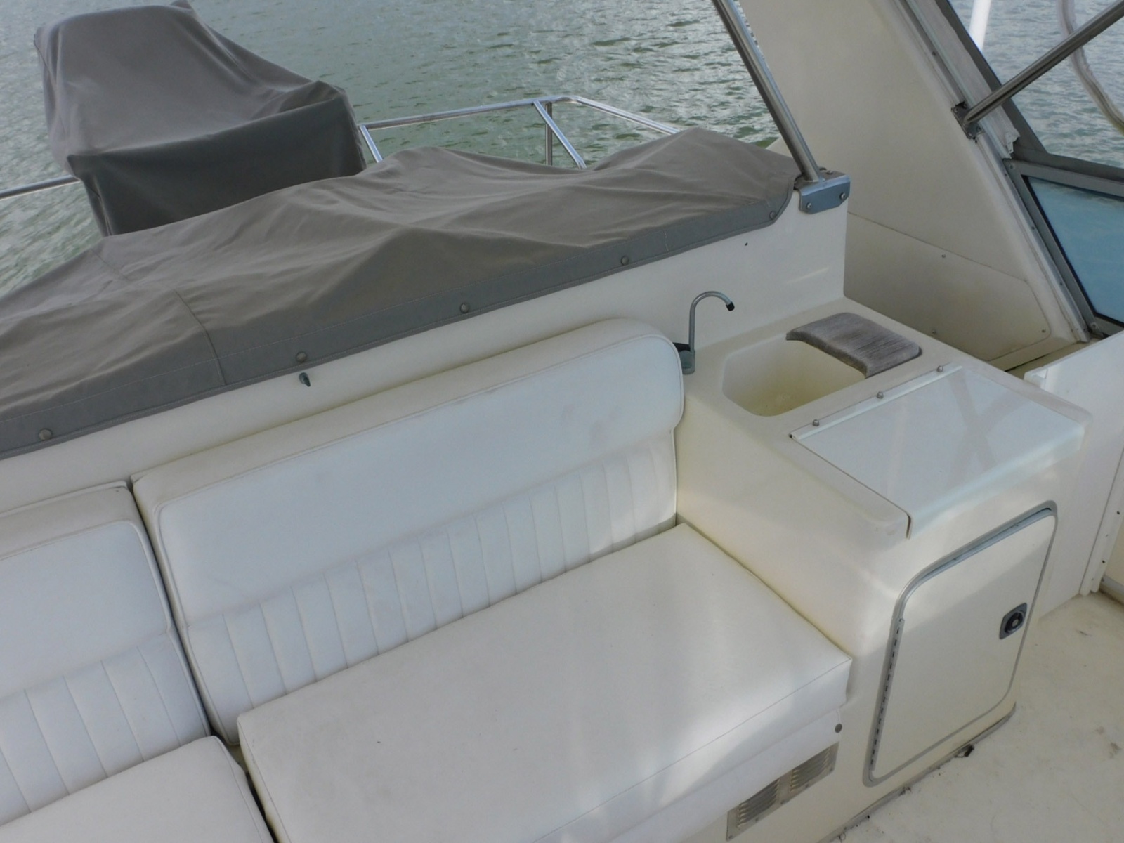 46' 1987 Sea Ray 460 Convertible