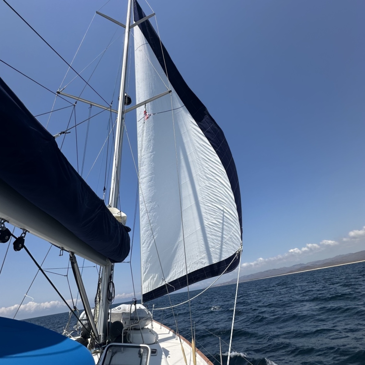 Roxxy 53ft Beneteau Yacht For Sale