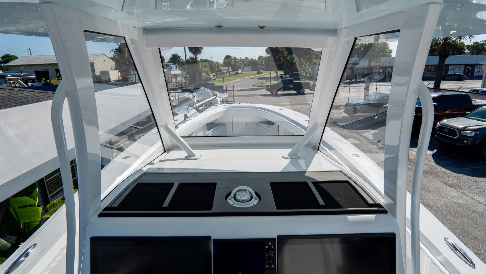 36ft Front Runner Yacht For Sale