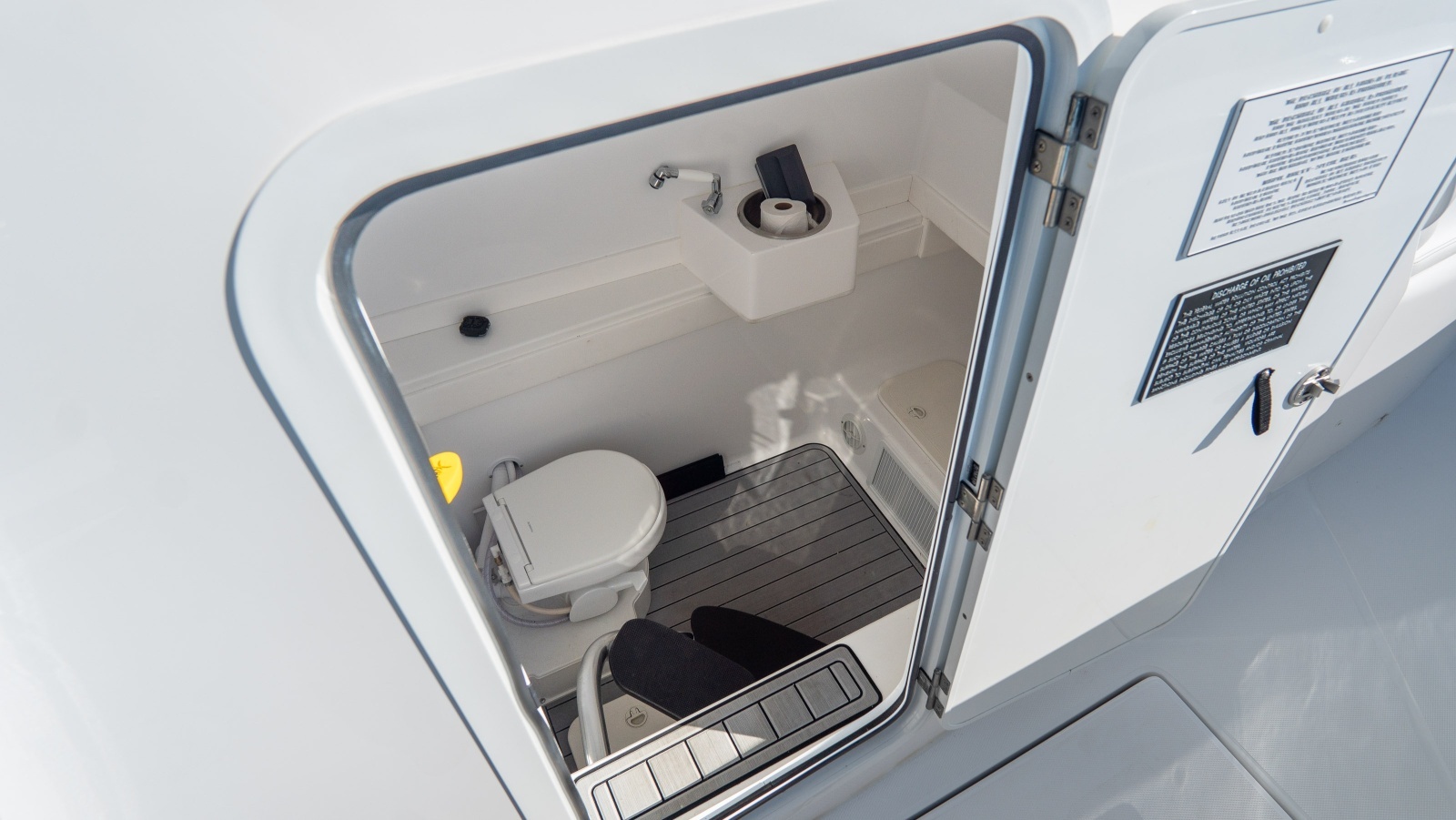 36ft Front Runner Yacht For Sale