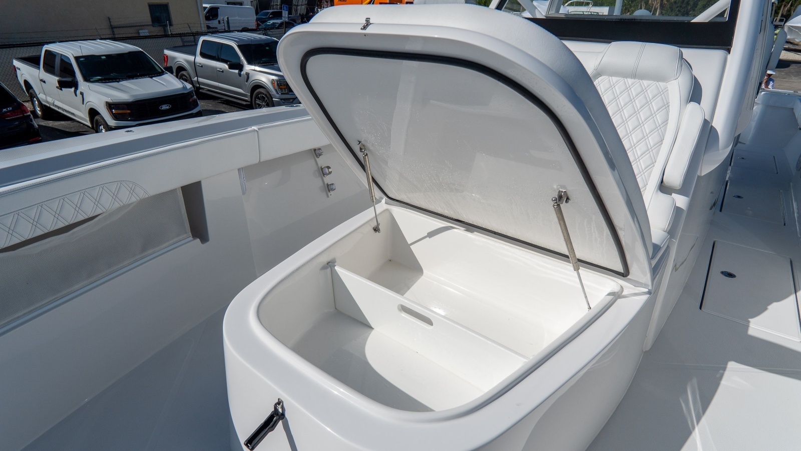 36ft Front Runner Yacht For Sale