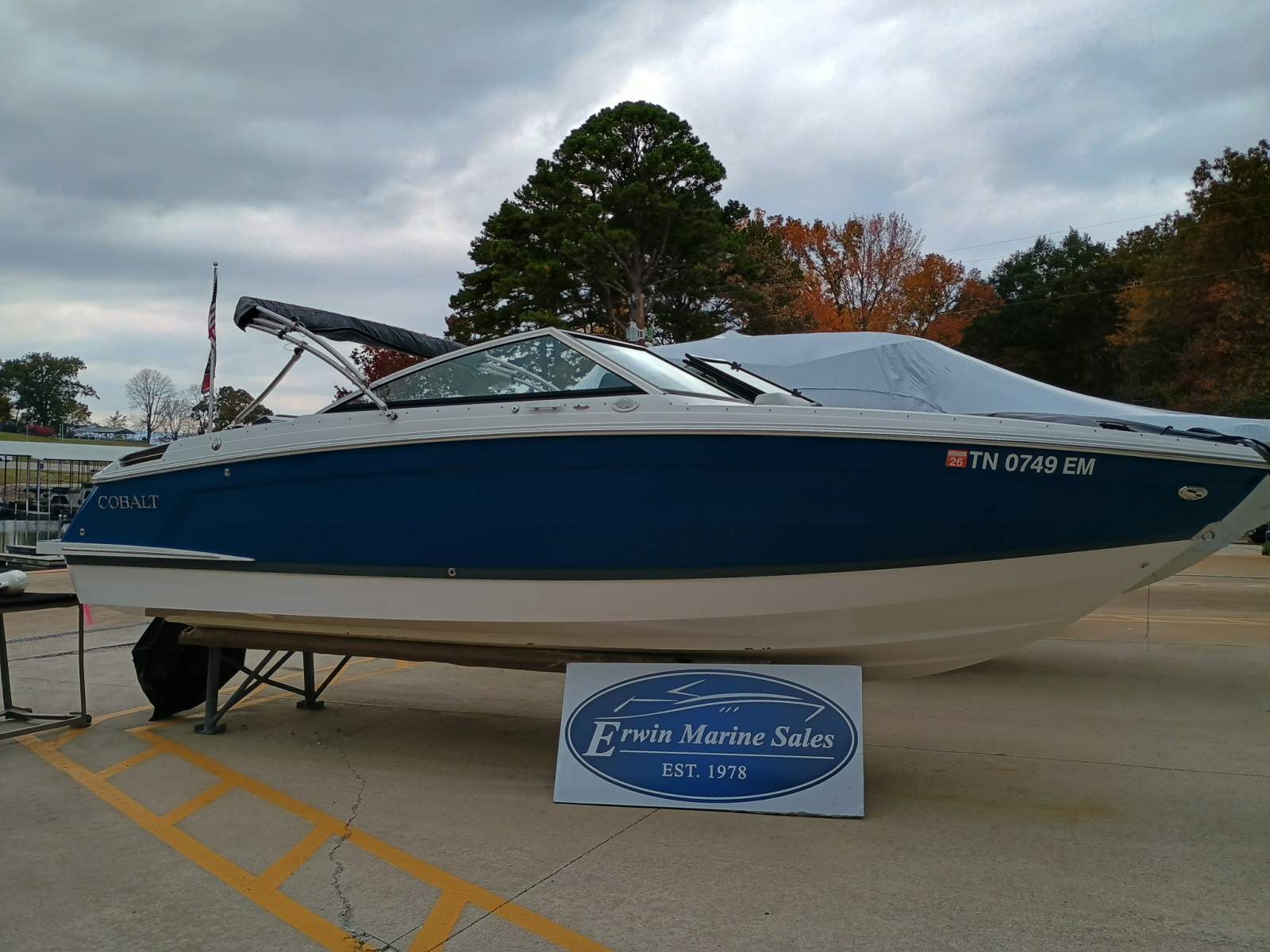 24ft Cobalt Yacht For Sale