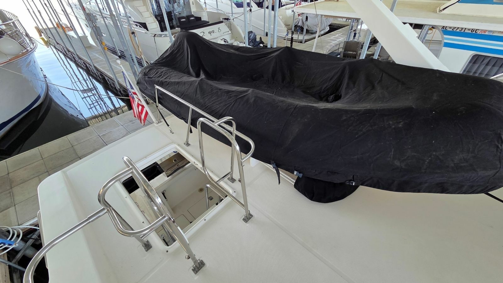 49' 2008 Meridian 490 Pilothouse