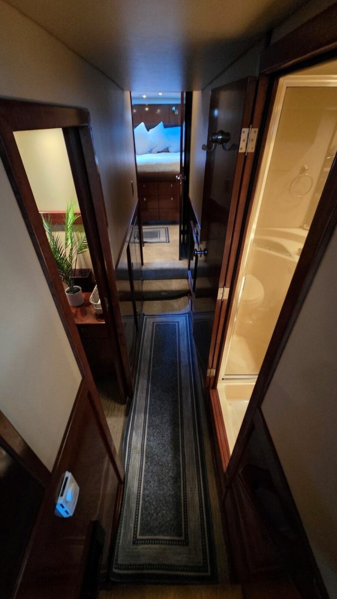 49' 2008 Meridian 490 Pilothouse