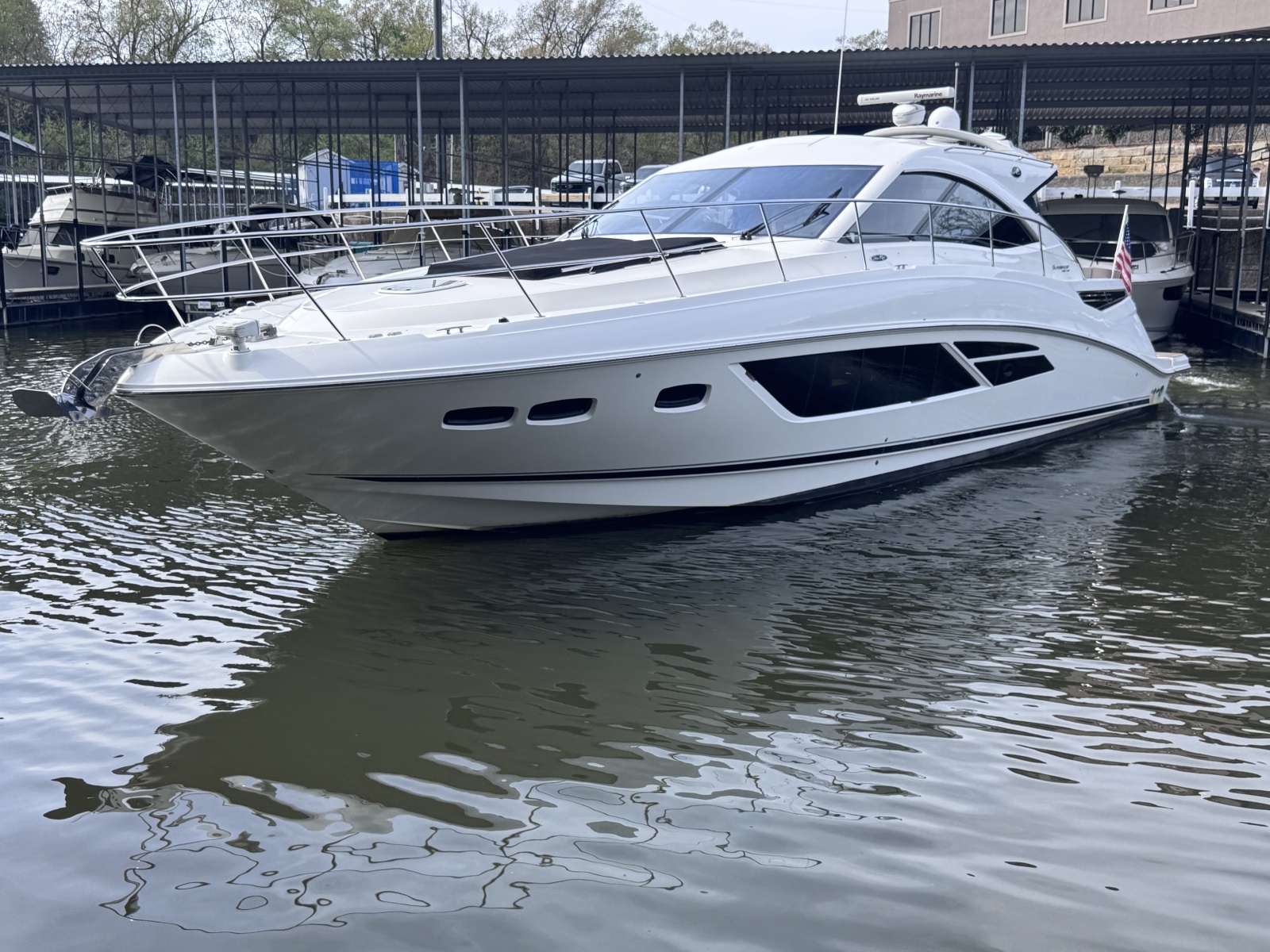 50' 2015 Sea Ray 510 SUNDANCER