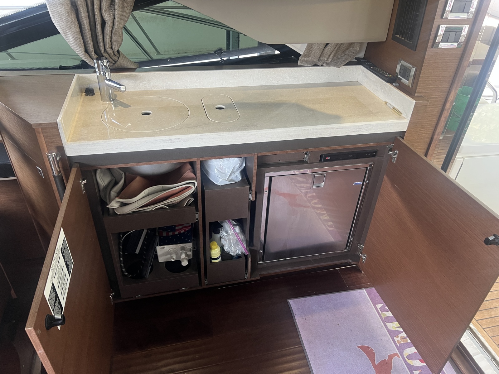 50' 2015 Sea Ray 510 SUNDANCER