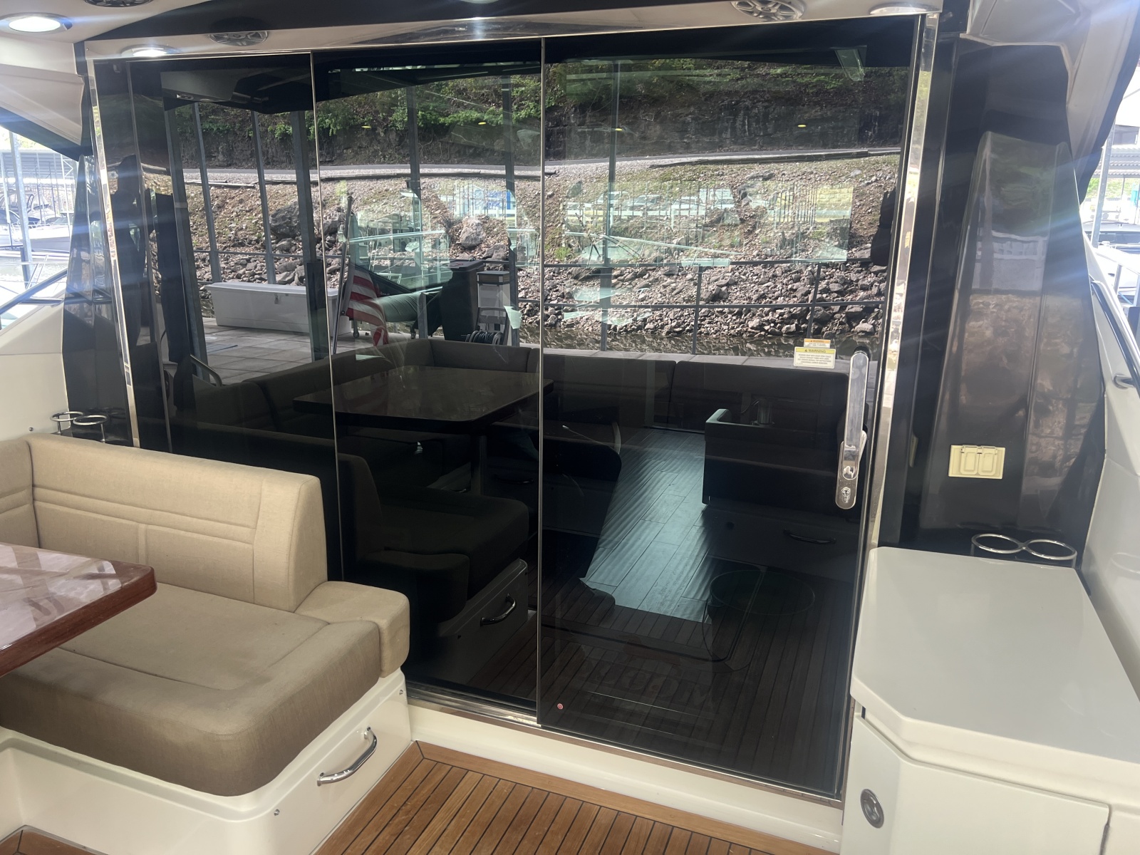 50' 2015 Sea Ray 510 SUNDANCER