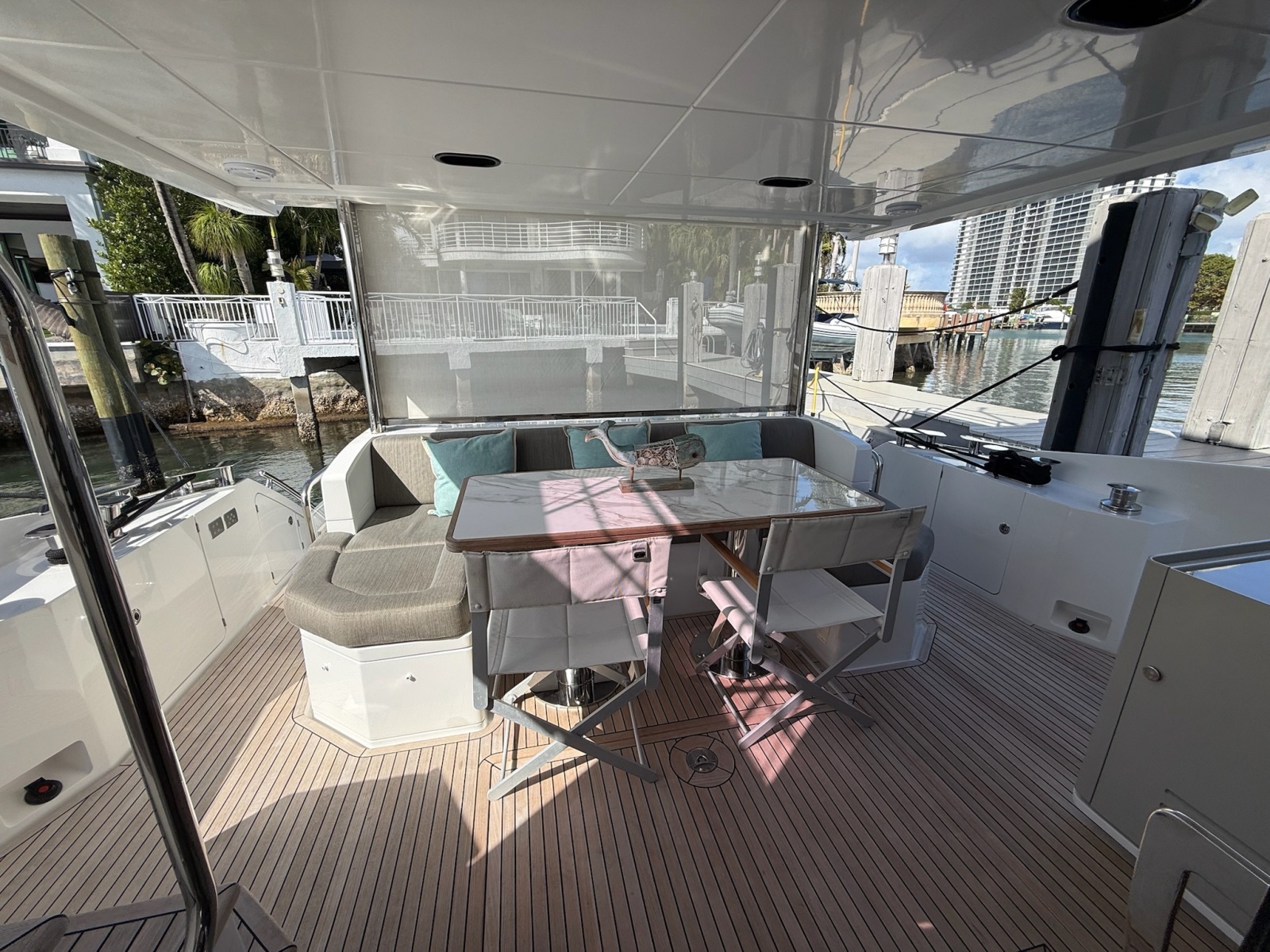60' 2019 Azimut 60 FLY